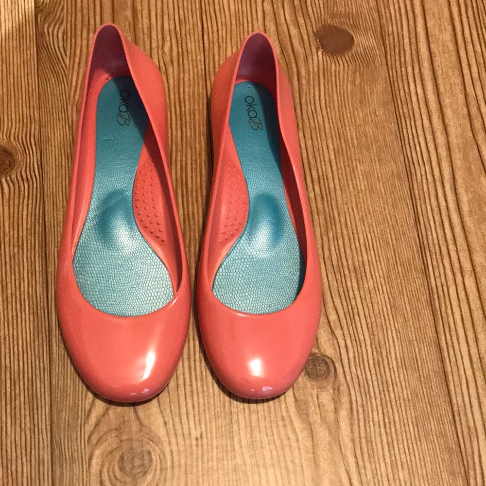 OkaB Women’s Flats